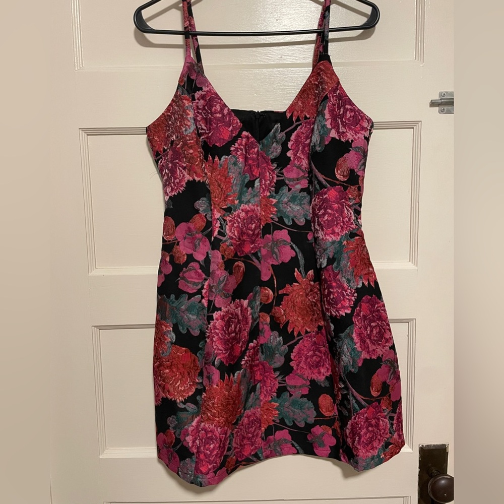 Dress with pockets